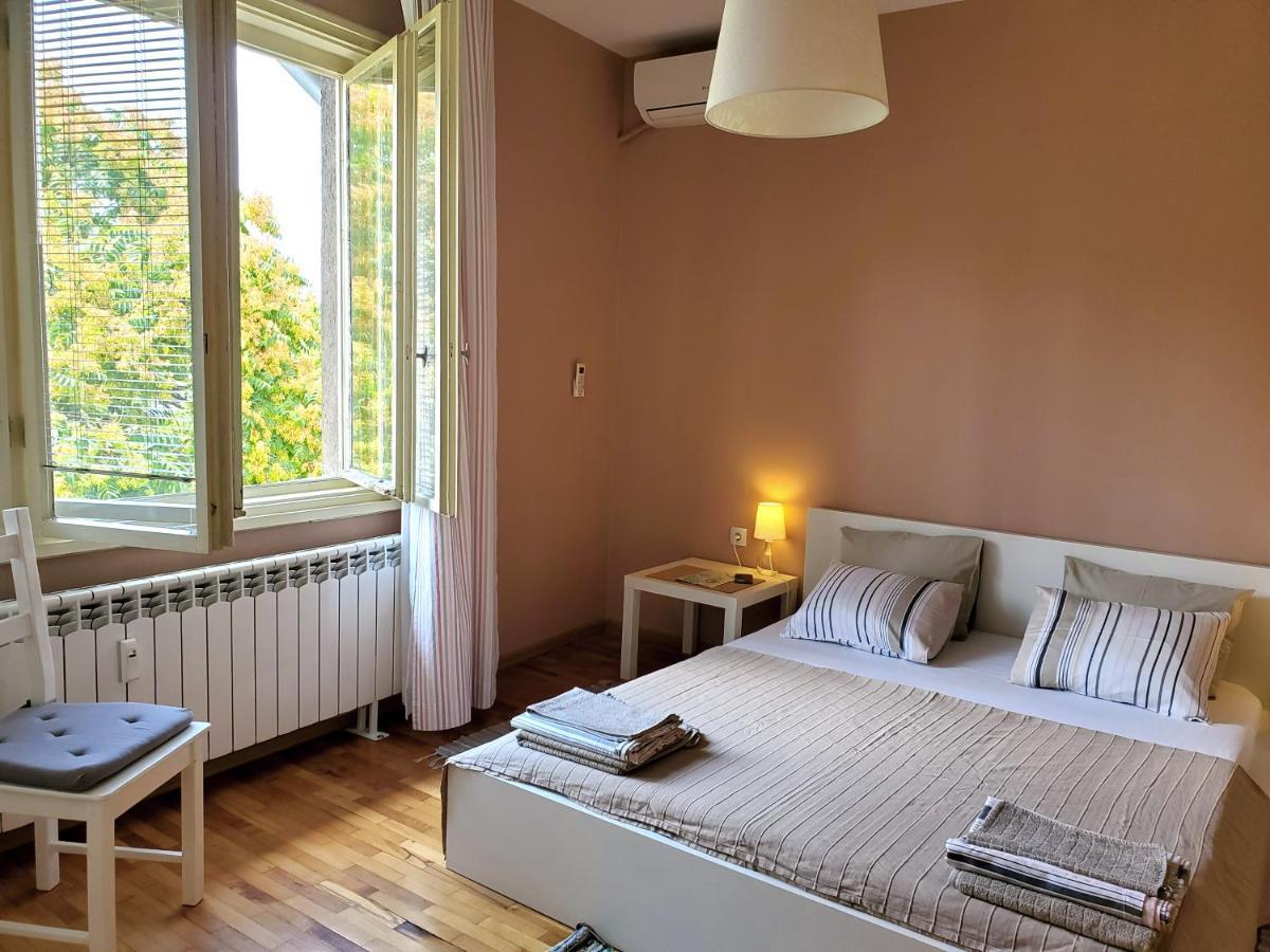 Sunny Central Apartment Sofia Ngoại thất bức ảnh